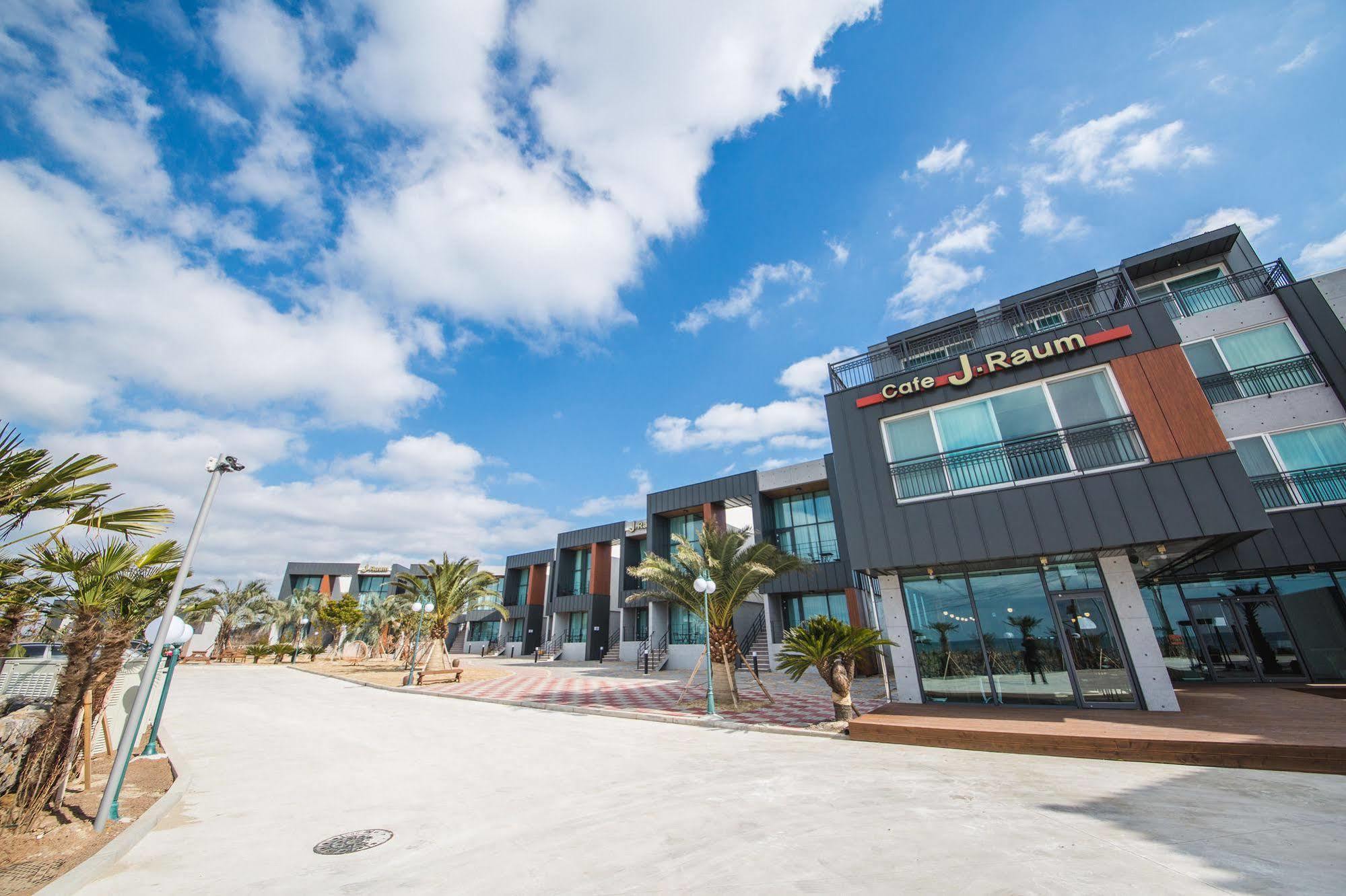 J Raum Resort Seogwipo Exterior photo